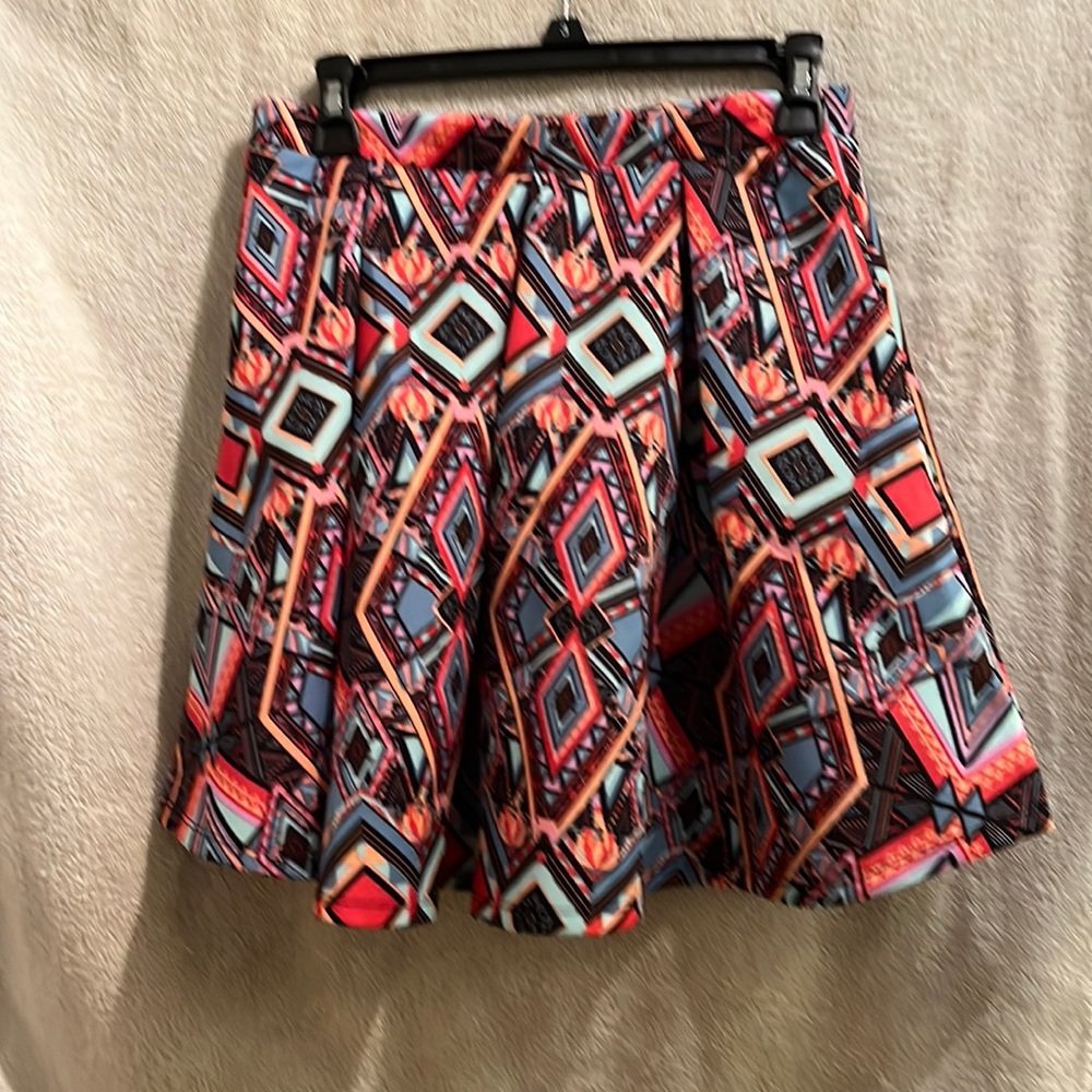 Cute printed short skirt